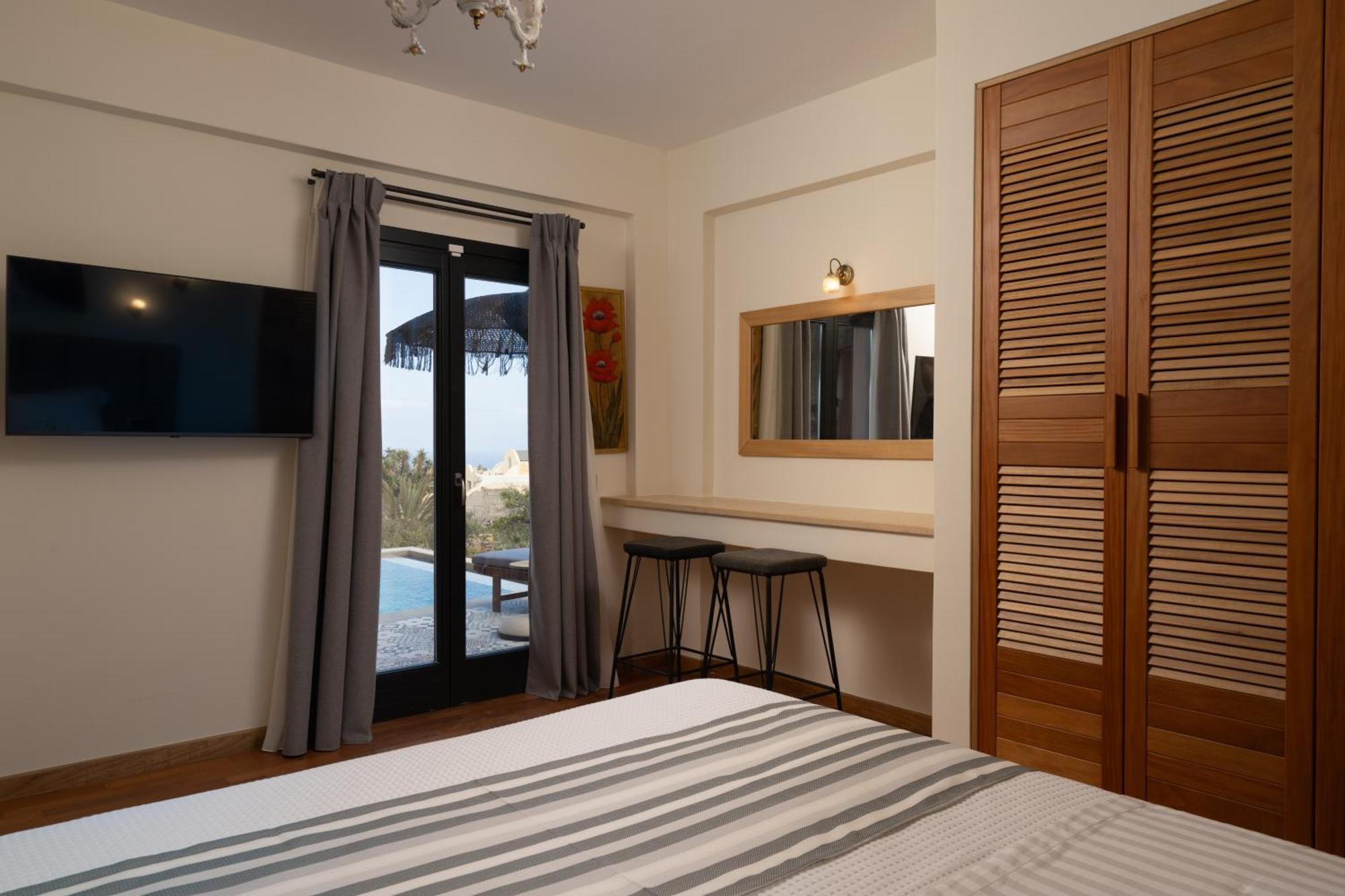 Golden Moments Luxury Stone Villas A Mesaria Camera foto