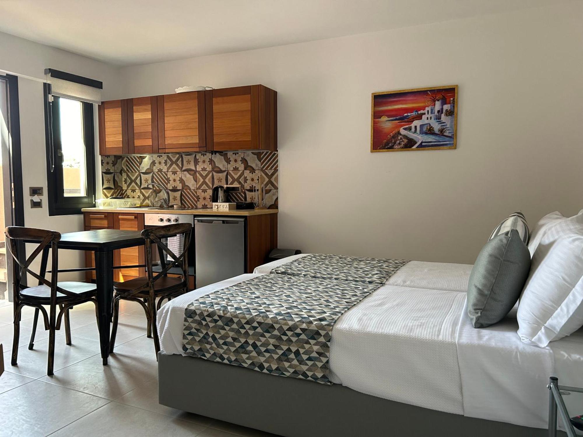 Golden Moments Luxury Stone Villas A Mesaria Camera foto