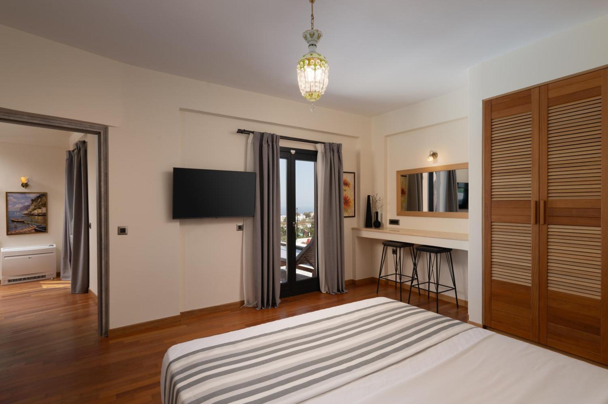 Golden Moments Luxury Stone Villas A Mesaria Camera foto