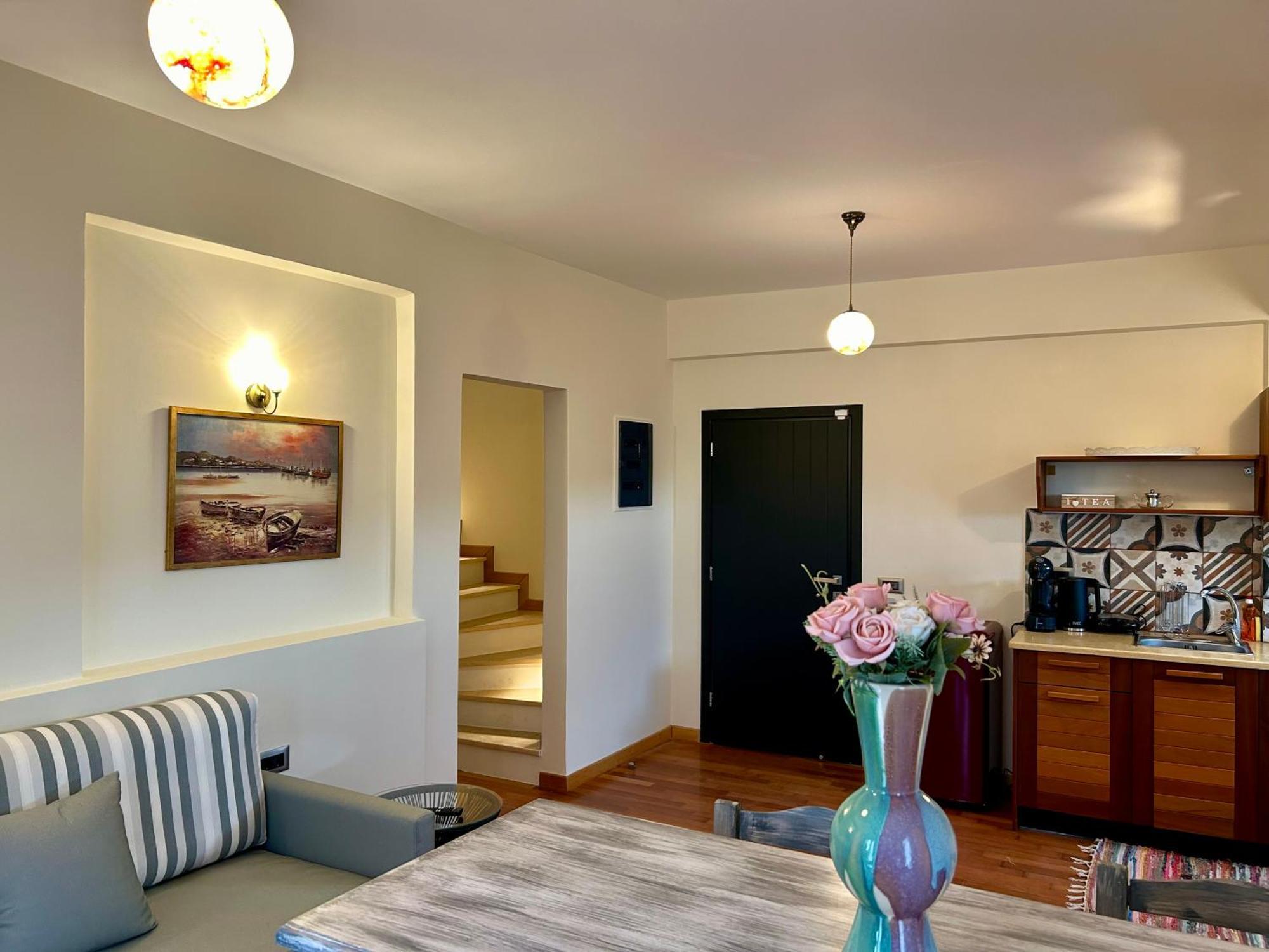 Golden Moments Luxury Stone Villas A Mesaria Esterno foto
